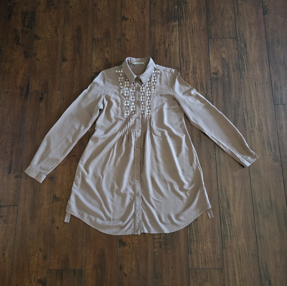 Embroidered Brown Blouse 100% Rayon Button Front Size Large - Picture 2 of 11
